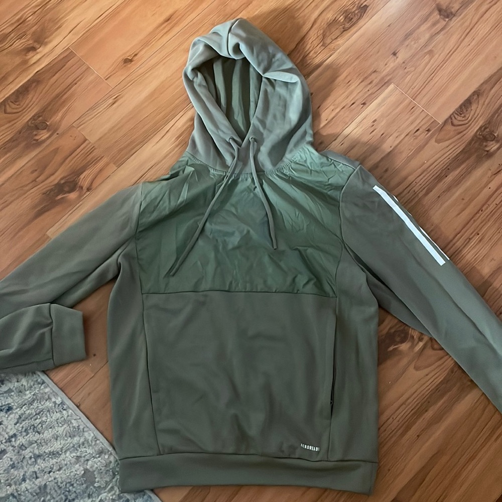 Men’’s Small Sage Adidas AEROREADY GAME Sweatshirt w/ pockets & rainproof front